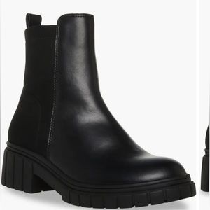 BNWT Blondo Women's Prestly Waterproof Boot